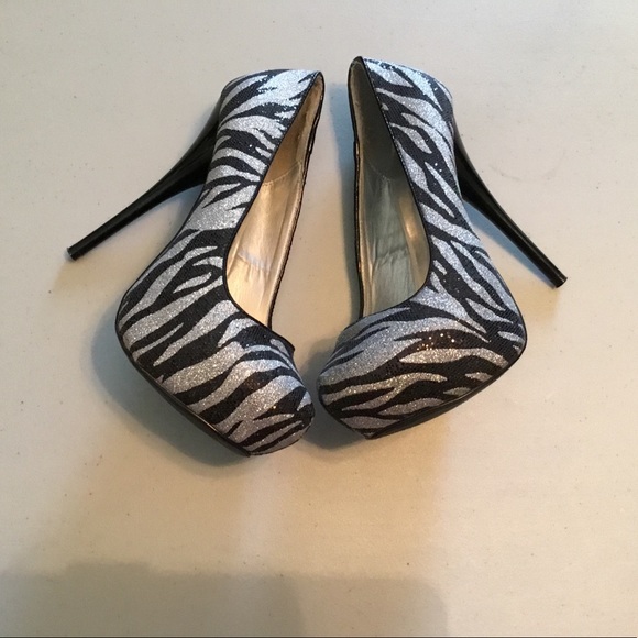 Qupid Zebra Platform Stilettos